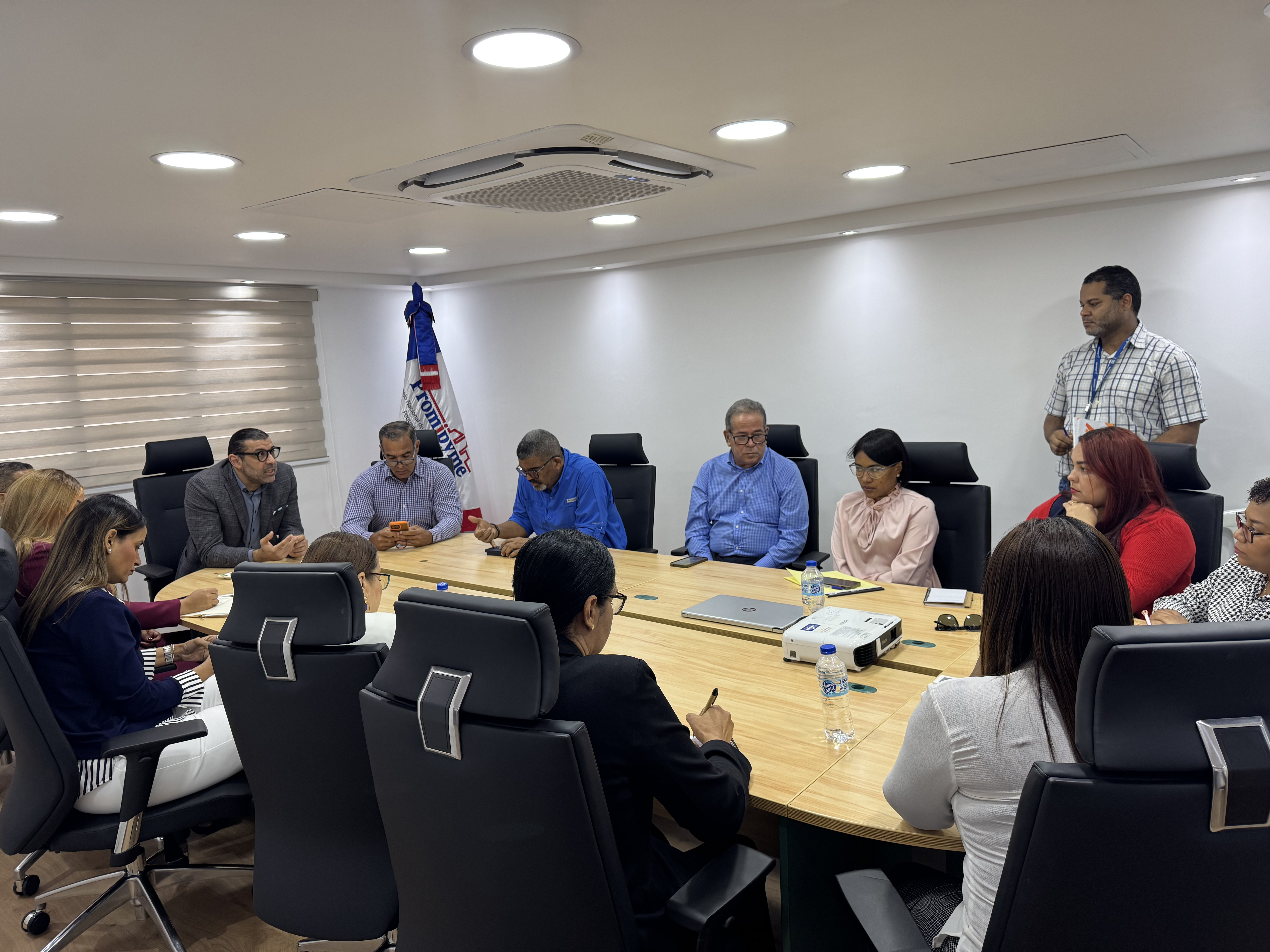 Reunion Con Equipo Promipyme